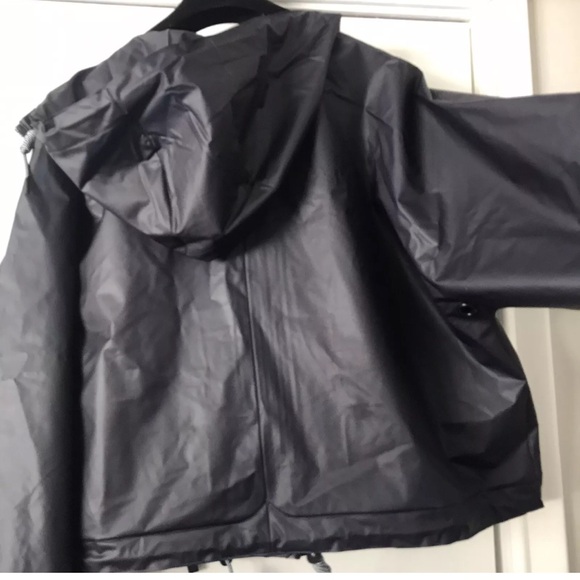 Hunter Original Hero Vinyl Waterproof Cropped Smock Navy Women’s SZ L NWT $180 - Picture 13 of 13